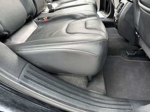 Used 2020 Jeep Cherokee Limited AWD/4WD image 41