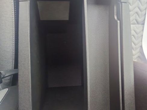 Used 2023 Chevrolet Equinox LS w/ LS Convenience Package image 26