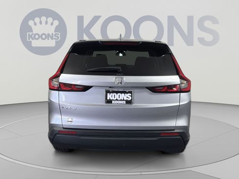 Used 2024 Honda CR-V EX image 5