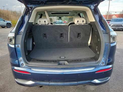 Used 2023 Buick Enclave Avenir w/ Avenir Technology Package image 7