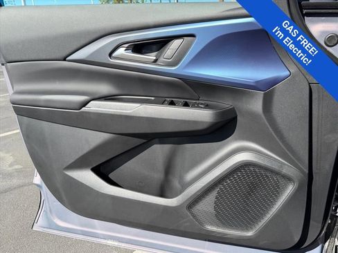 New 2026 Chevrolet Equinox EV LT FWD image 9
