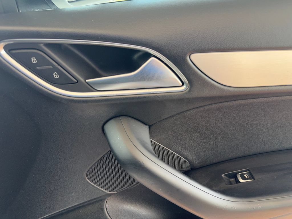 Used 2018 Audi Q3 2.0T Premium FWD image 37