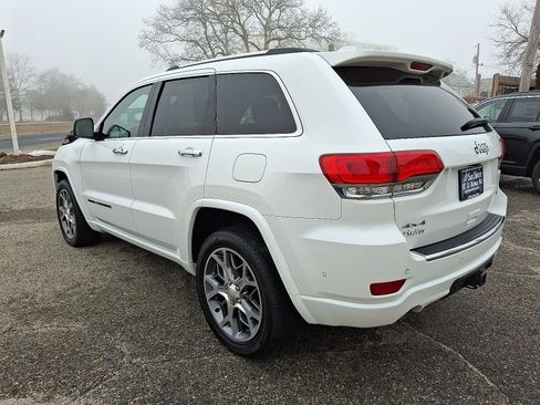 Used 2020 Jeep Grand Cherokee Overland image 4