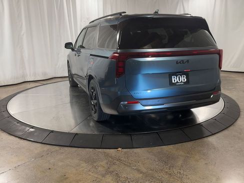 New 2026 Kia Carnival SX w/ SX Dark Edition Package image 8