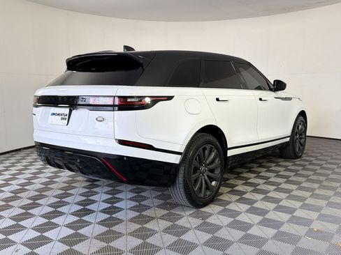Used 2022 Land Rover Range Rover Velar R-Dynamic S image 8