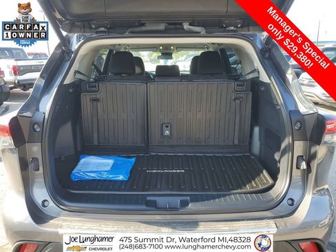 Used 2023 Toyota Highlander LE AWD/4WD image 26