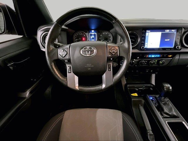 Used 2021 Toyota Tacoma TRD Sport w/ TRD Premium Sport Package AWD/4WD image 5