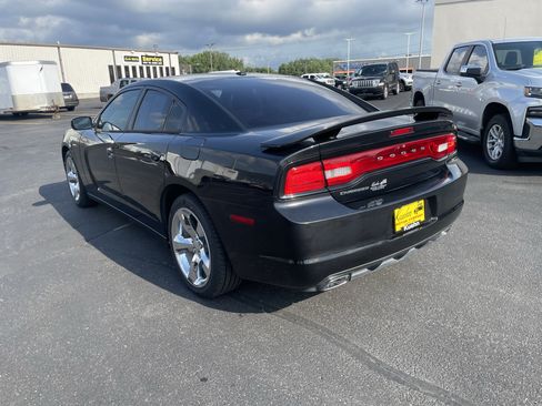 Used 2013 Dodge Charger SXT RWD image 6