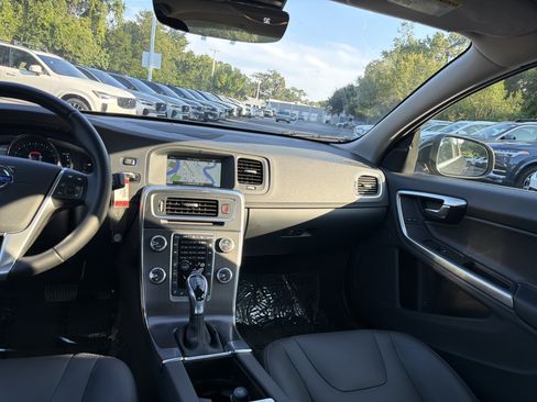 Used 2015 Volvo S60 T5 Platinum AWD/4WD image 33