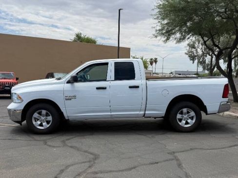 Used 2020 RAM 1500 Tradesman w/ Chrome Appearance Group RWD image 6