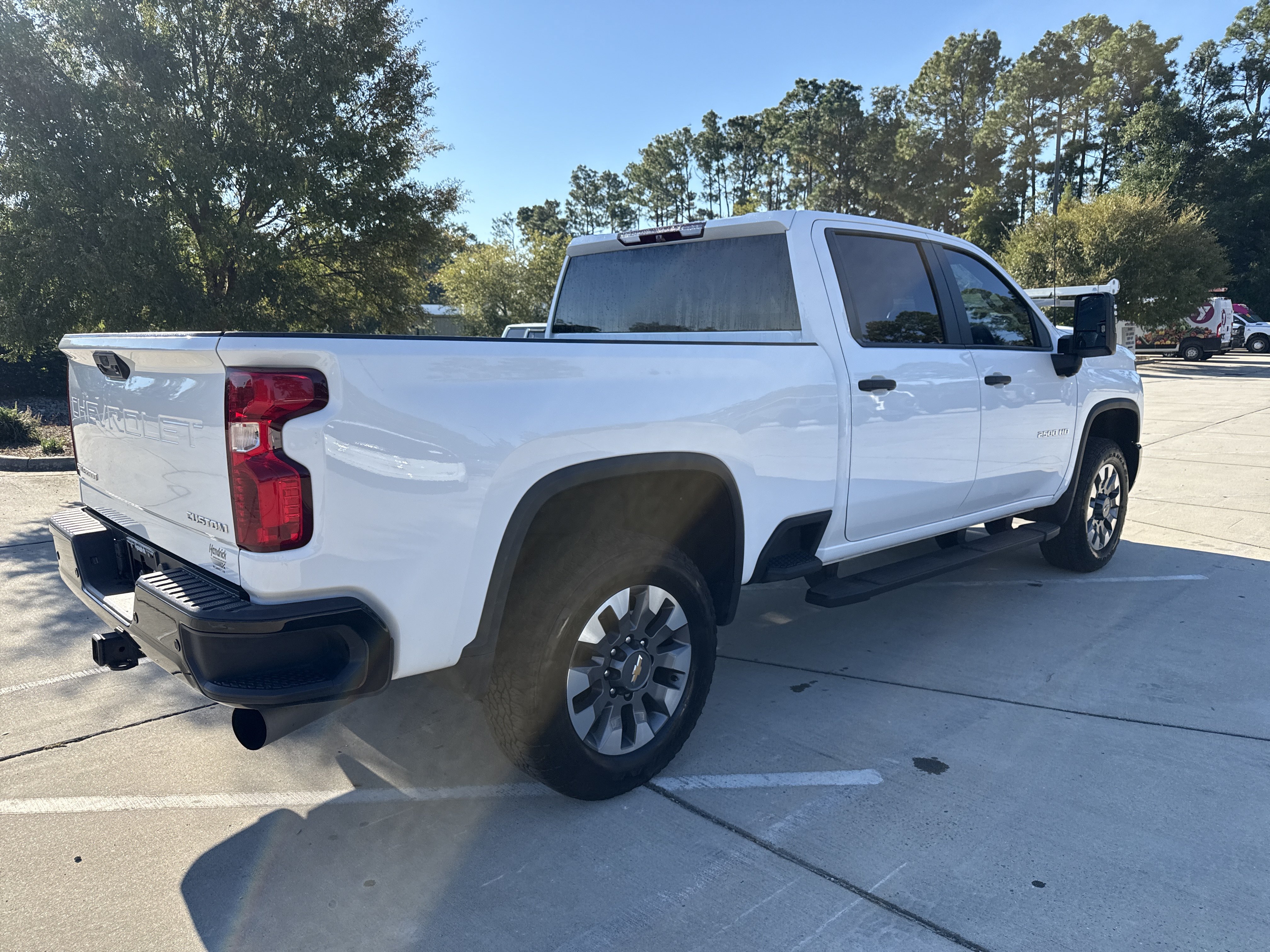 Used 2024 Chevrolet Silverado 2500 Custom w/ Custom Value Package AWD/4WD image 5