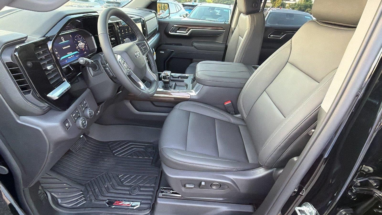 New 2026 Chevrolet Silverado 1500 RST w/ RST All Star Premium Package AWD/4WD image 15