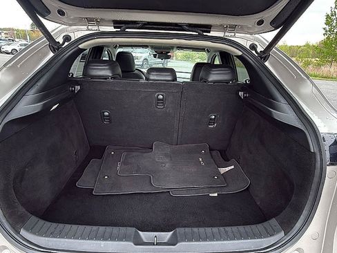 Used 2023 MAZDA CX-30 AWD 2.5 S w/ Premium Package image 19