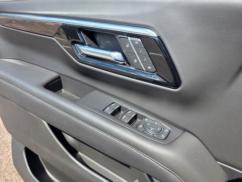 New 2025 Chevrolet Tahoe Premier image 14