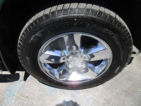 Used 2017 RAM 1500 Big Horn image 9