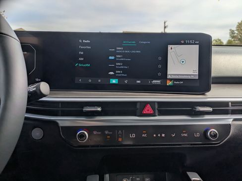 New 2026 Kia Sorento SX image 15