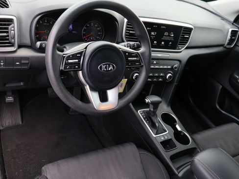 Used 2021 Kia Sportage LX FWD image 11