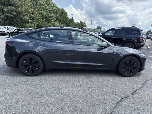 Used 2025 Tesla Model 3 Long Range AWD/4WD image 8