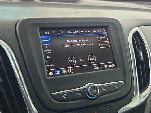 Used 2020 Chevrolet Equinox LT FWD image 19