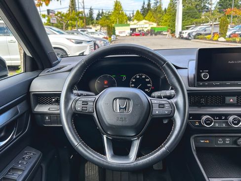 Used 2024 Honda CR-V Sport image 21