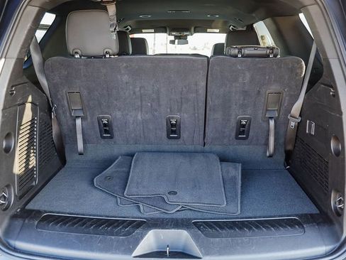 Used 2025 Chevrolet Tahoe LT AWD/4WD image 31