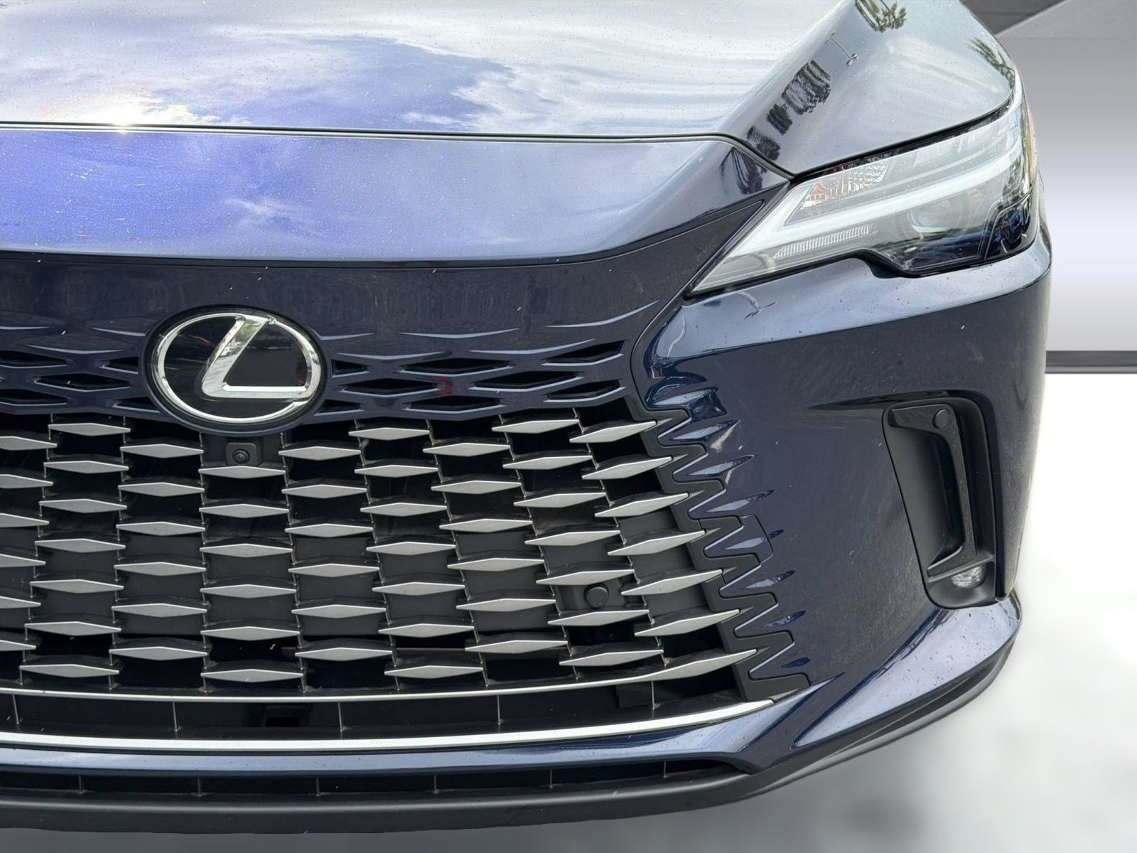 Used 2023 Lexus RX 350 Premium Plus w/ Cold Area Package FWD image 10