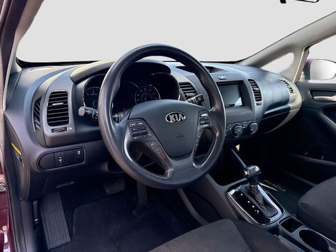 Used 2018 Kia Forte LX FWD image 9