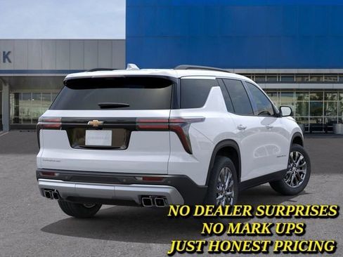 New 2026 Chevrolet Traverse LT FWD image 4