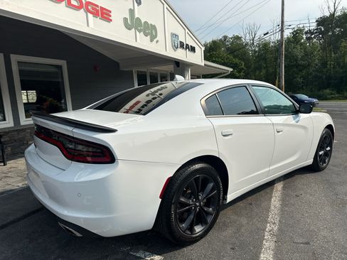 Used 2023 Dodge Charger SXT w/ Blacktop Package AWD/4WD image 3