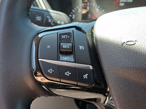 Certified 2022 Ford Escape SE w/ SE Sport Appearance Package FWD image 24