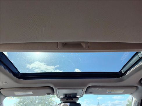 Used 2023 Honda Accord EX image 20