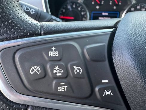 Used 2022 Chevrolet Equinox LS w/ LS Convenience Package FWD image 7