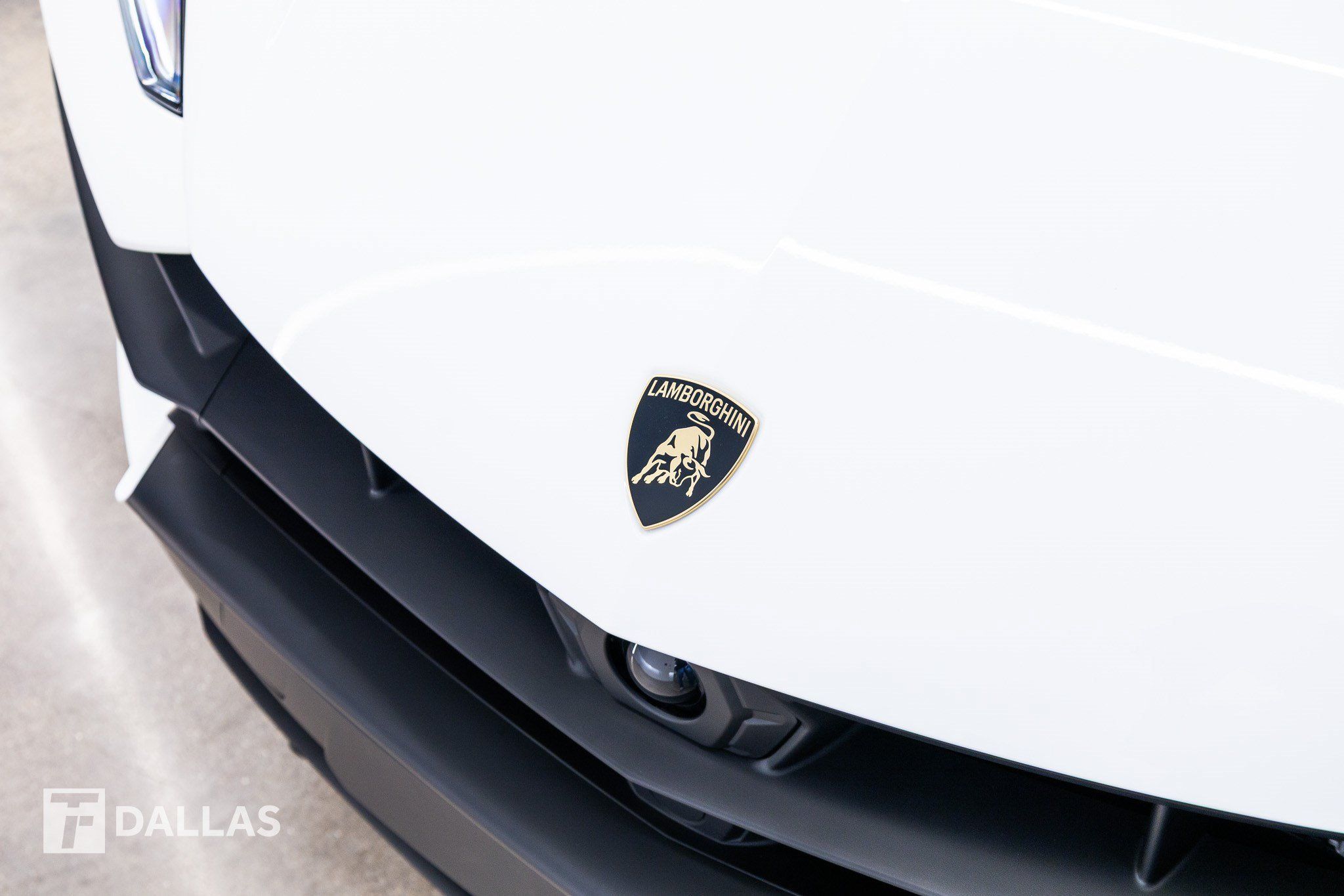 Used 2026 Lamborghini Urus SE AWD/4WD image 5