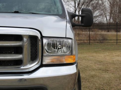 Used 2003 Ford F250 XLT image 15