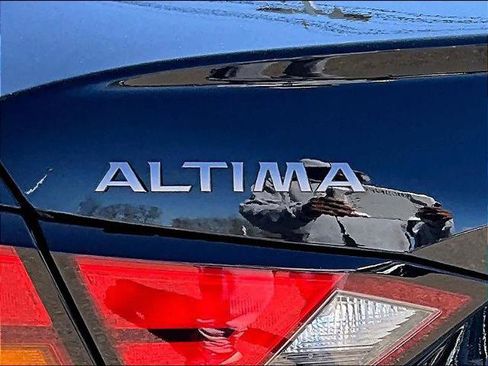 Certified 2023 Nissan Altima 2.5 SR AWD/4WD image 26