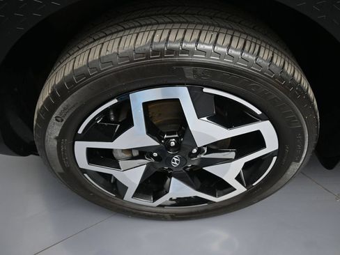 Certified 2023 Hyundai Santa Cruz Limited AWD/4WD image 14