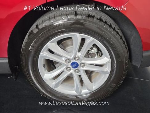 Used 2019 Ford Edge SEL w/ Equipment Group 201A FWD image 11