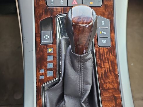 Used 2012 Buick LaCrosse Touring image 32