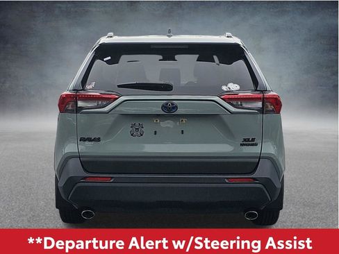 Used 2023 Toyota RAV4 XLE Premium AWD/4WD image 5