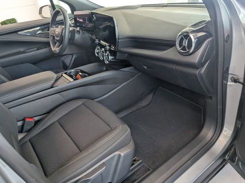 Certified 2025 Chevrolet Blazer EV LT image 14