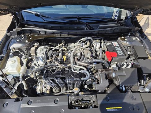 Used 2024 Nissan Altima 2.5 SV FWD image 27