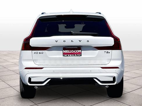New 2026 Volvo XC60 T8 Plus w/ Climate Package AWD/4WD image 6