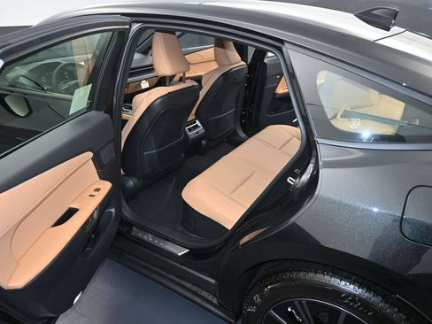 New 2026 Lexus ES 350h FWD image 12