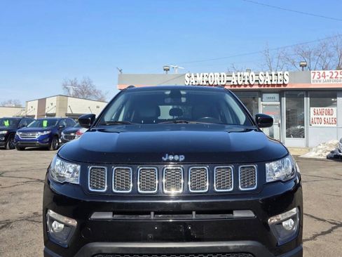 Used 2018 Jeep Compass Latitude image 6