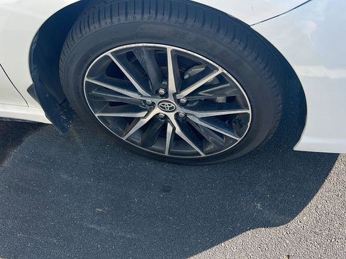 Used 2024 Toyota Camry SE image 7