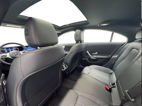 Used 2025 Mercedes-Benz CLA 250 image 21