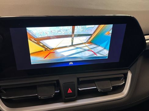 Used 2024 Chevrolet TrailBlazer LS w/ LS Convenience Package FWD image 14
