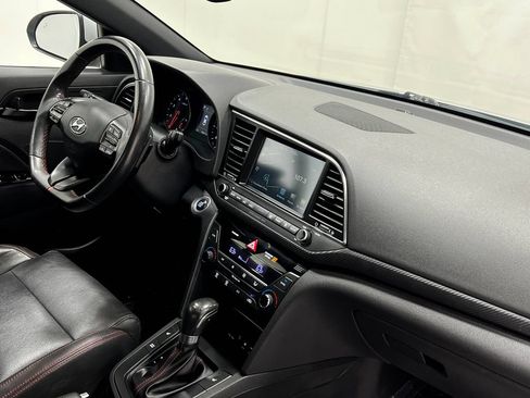 Used 2018 Hyundai Elantra Sport w/ Sport Premium Package 03 FWD image 22