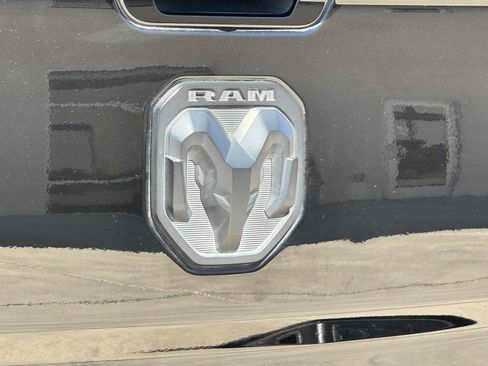 Used 2023 RAM 2500 Laramie AWD/4WD image 12