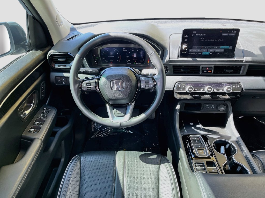 Used 2024 Honda Pilot Elite image 24